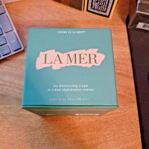 La Mer Creme De La Mer Moisturizing Cream, 3.4 oz Torn plastic Seal, unused